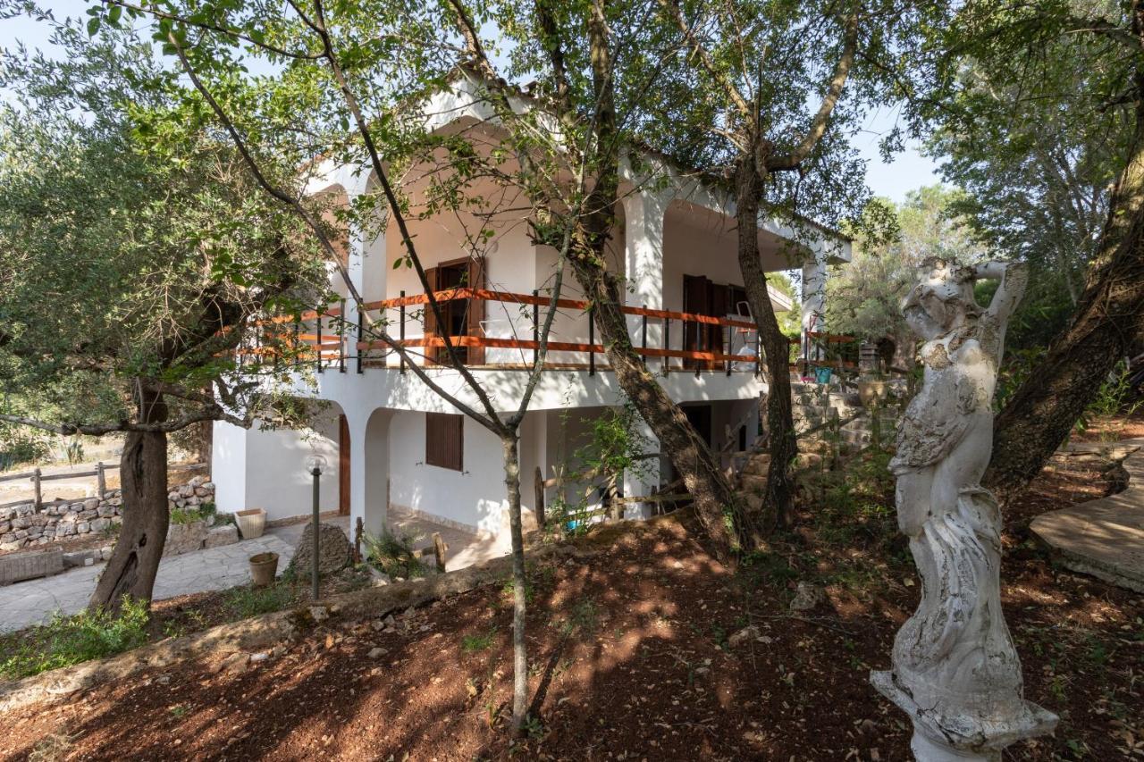 Villa Nicole ออสตูนี ภายนอก รูปภาพ