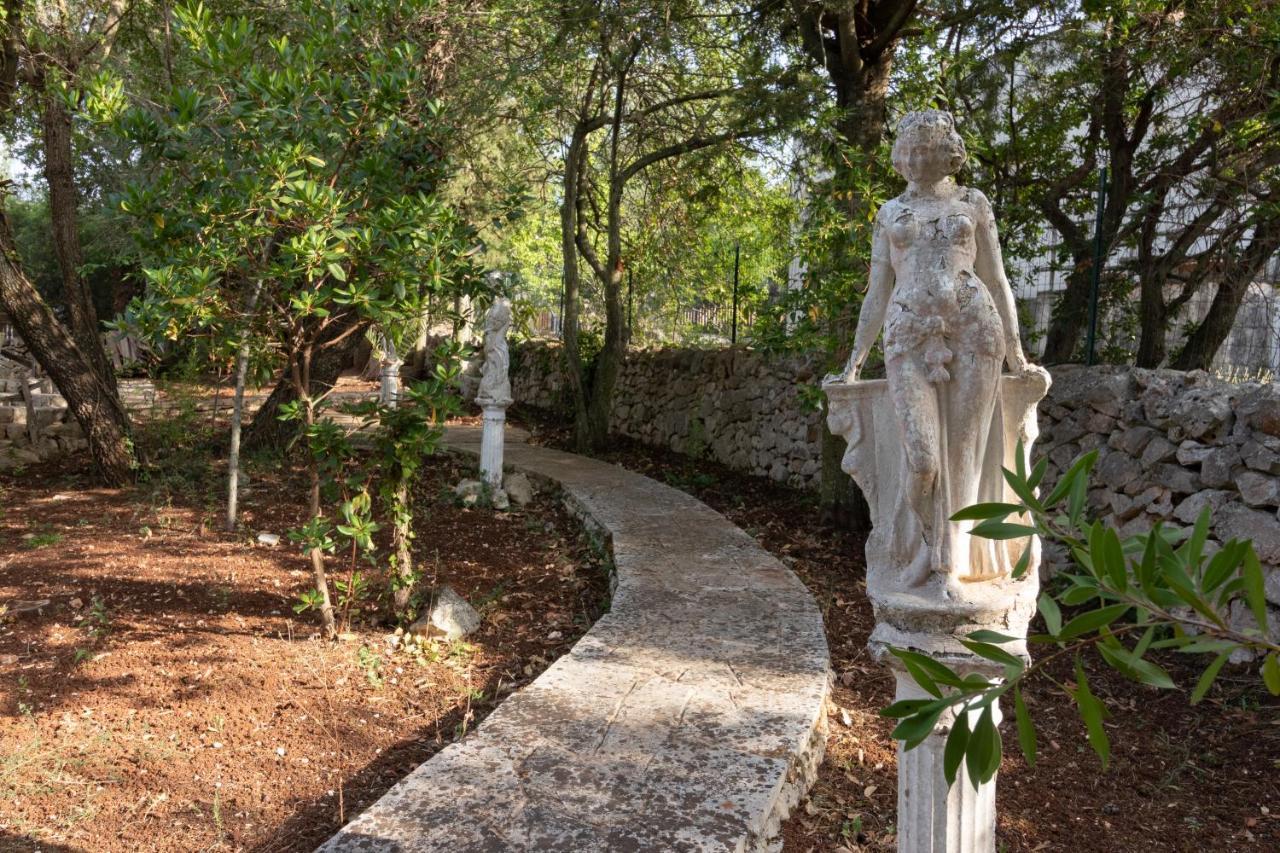 Villa Nicole ออสตูนี ภายนอก รูปภาพ